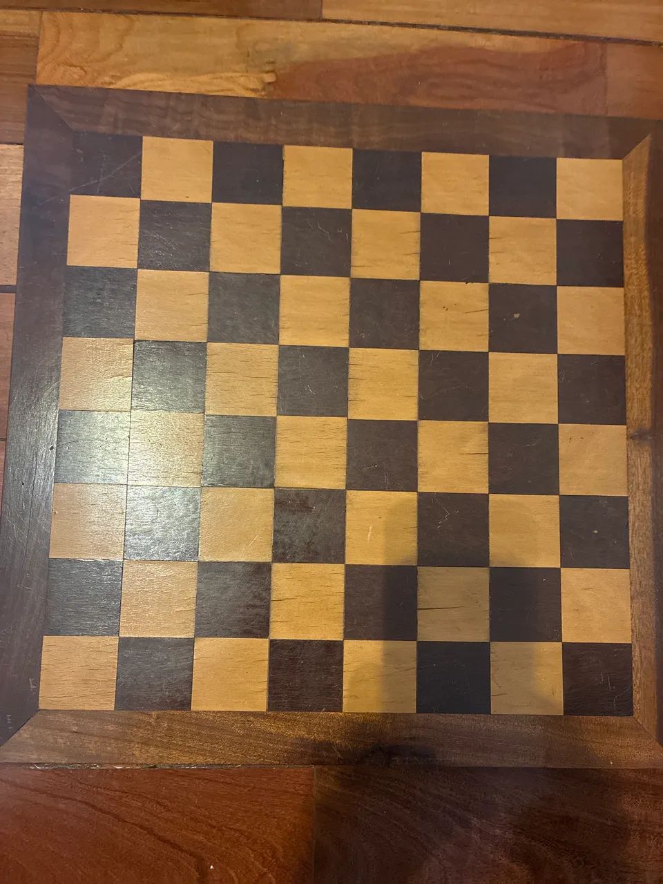 Tabuleiro de xadrez e damas