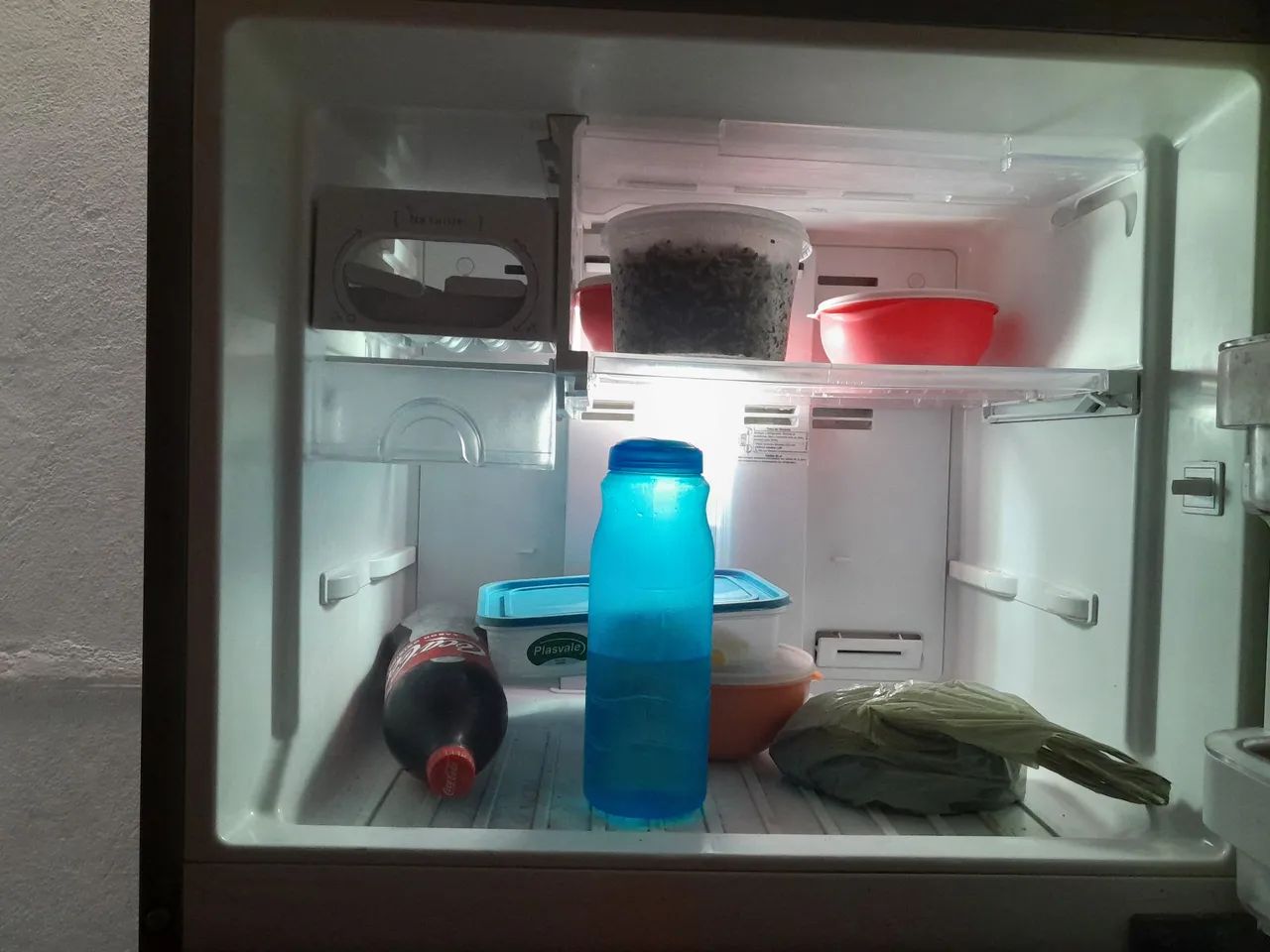 Vendo uma geladeira  - Foto 2