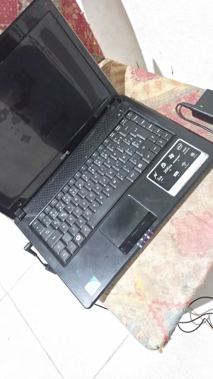 VENDO NOTEBOOKS COM DEFEITO  - Foto 2