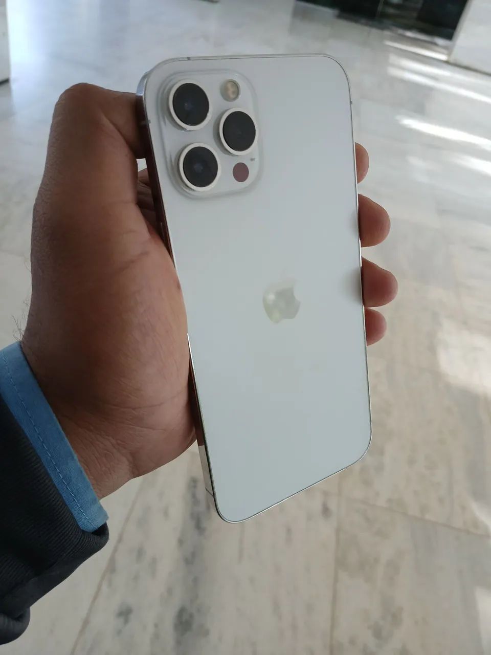 Vendo iphone 12 pro max - 128 gigas todo original impecável  - Foto 5