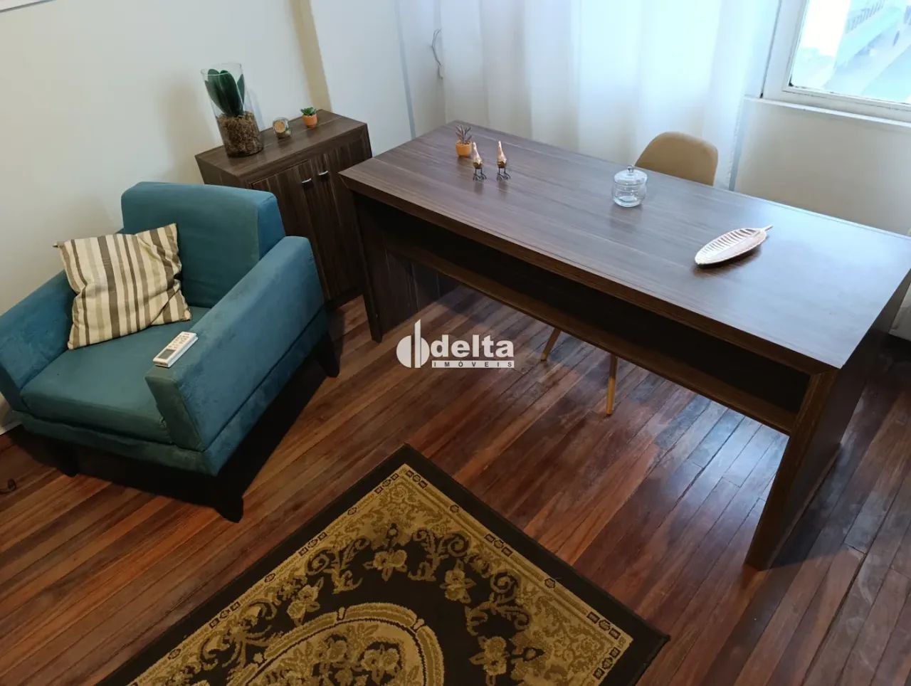 Sala mobiliada disponível para locação no bairro Centro em Uberlândia-MG. - Foto 2