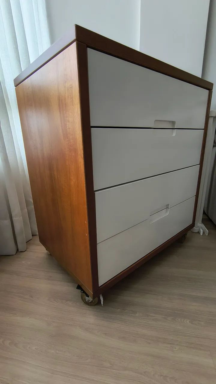 Conjunto Cama/Berço e Cômoda Madeira Maciça.