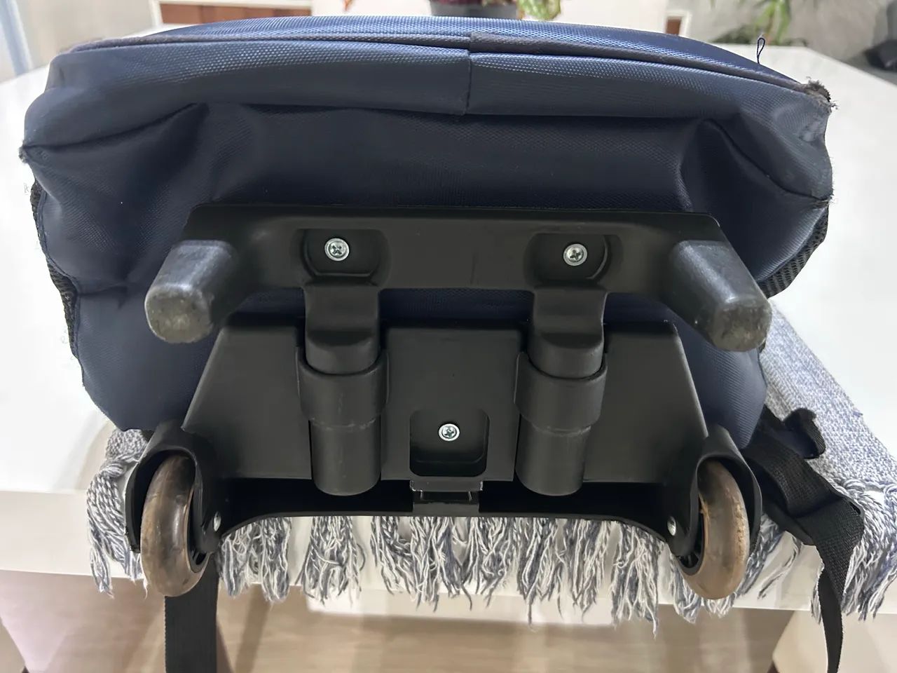 Mochila de rodinhas Executiva Escolar Trabalho Viagens - Nova - Foto 4