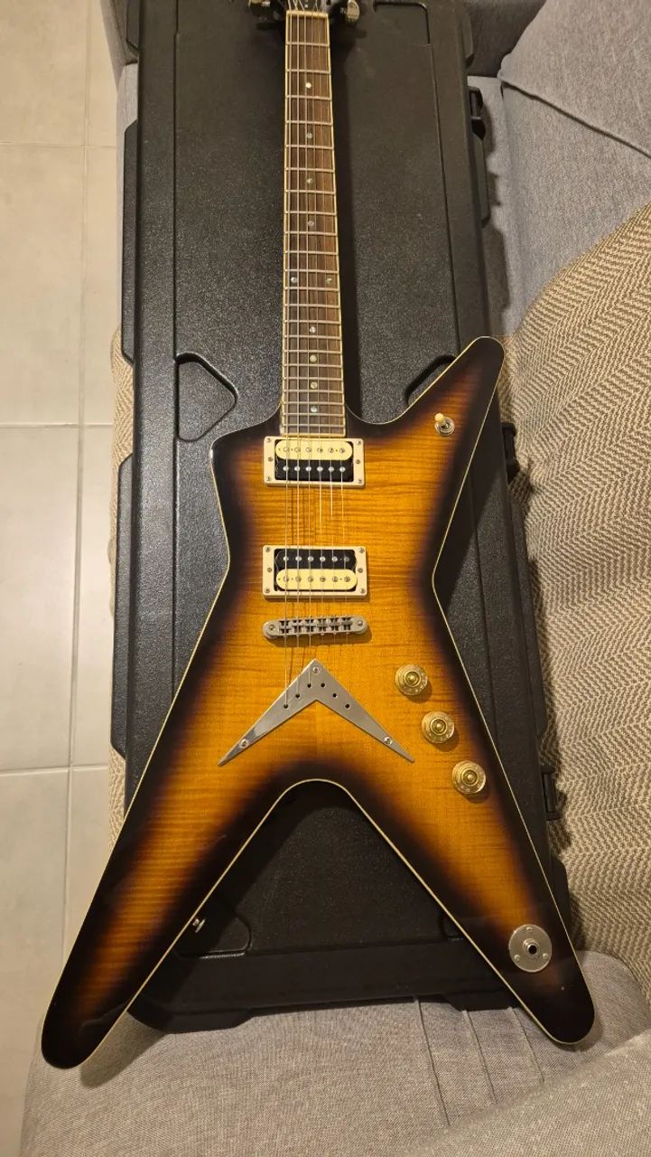 Guitarra Dean ML79 - Foto 2