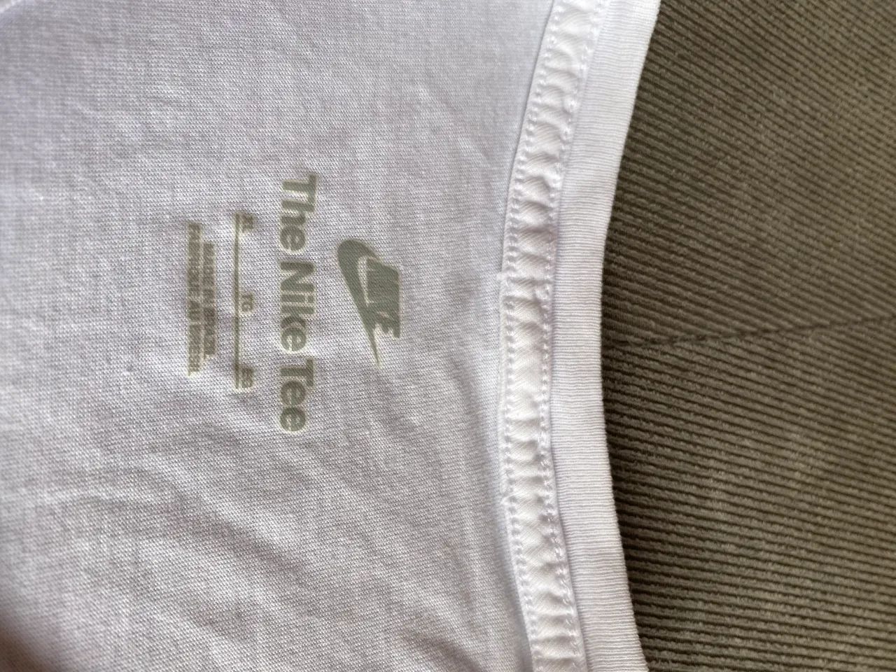 Camiseta Nike Branca  - Foto 4