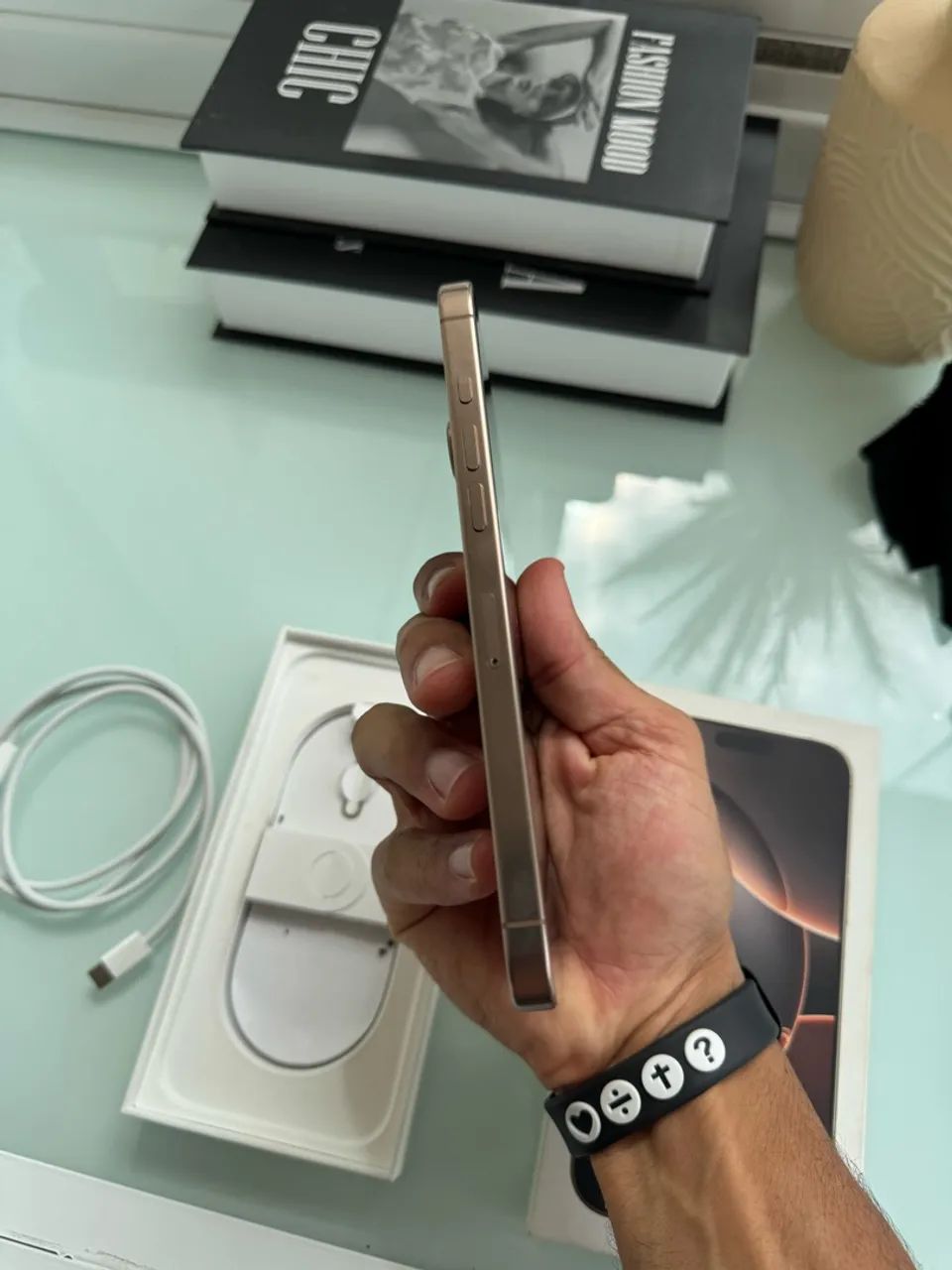 iPhone 16 pro Max 256gb bateria 89% todo original  - Foto 5