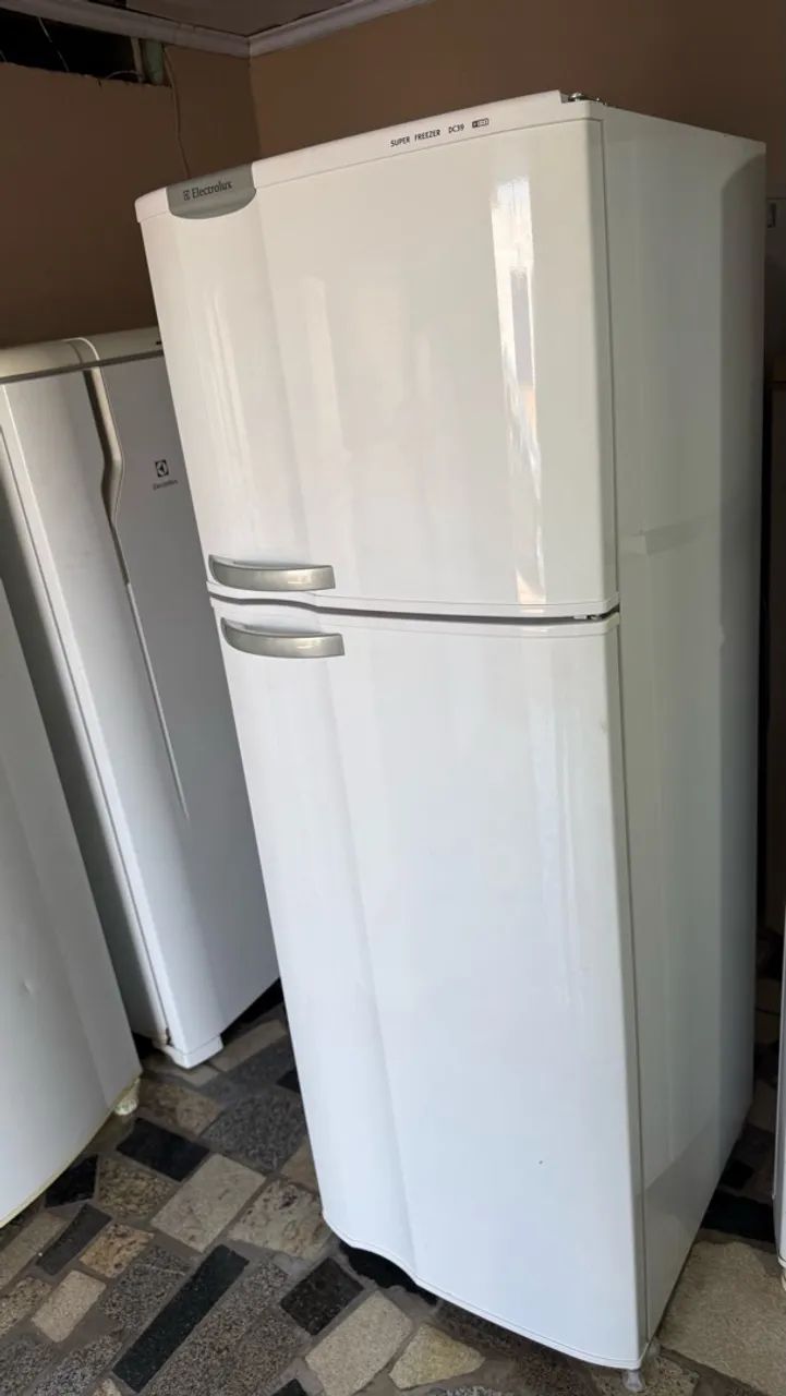 Geladeira Eletrolux Duplex - Semi nova - Foto 2