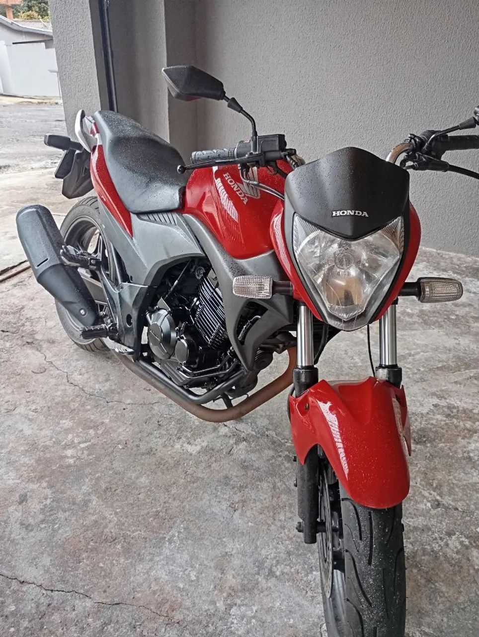 Cb 300 