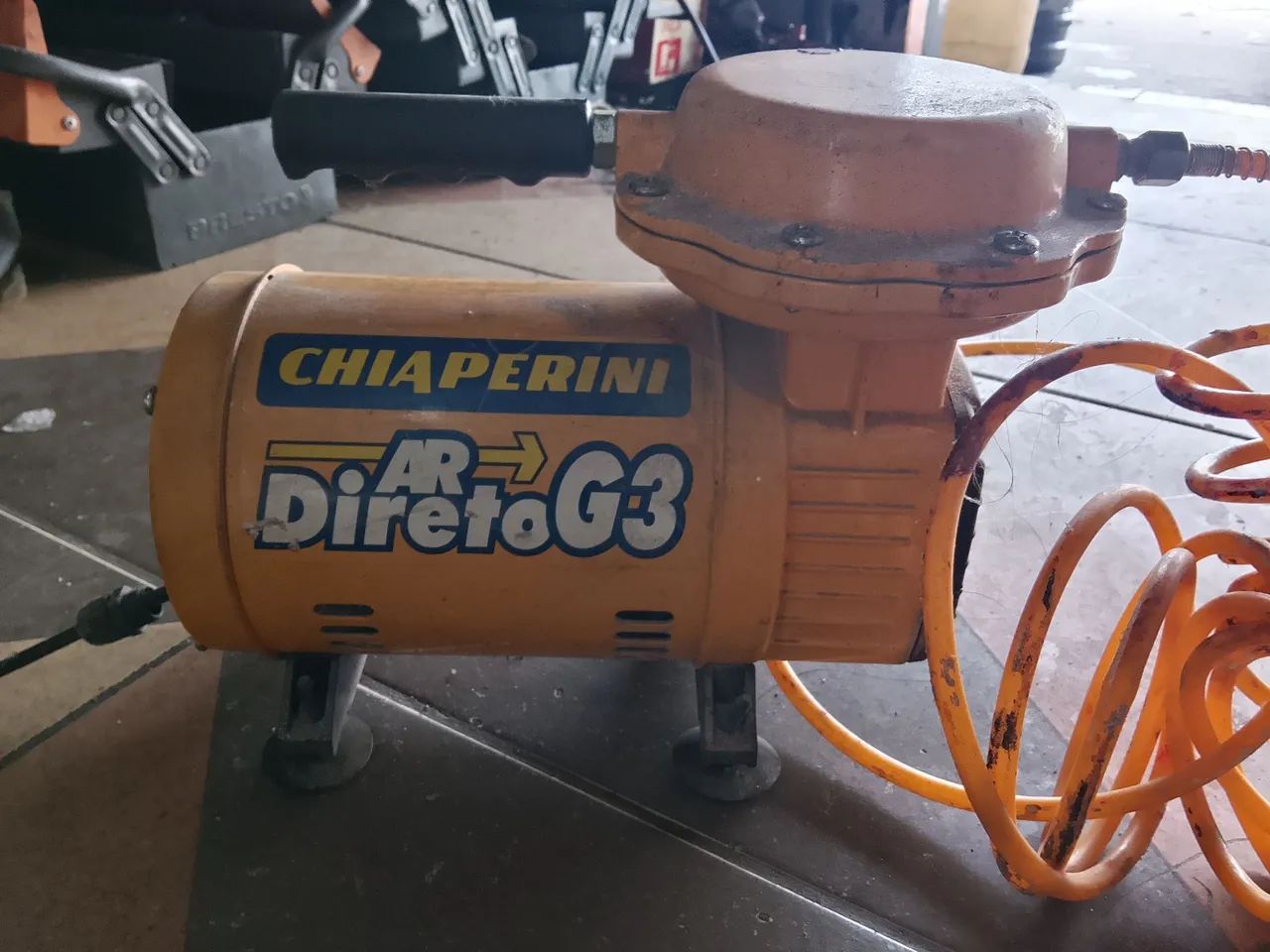 Vende-se esse compressor de ar chiaperini ar diretoG3  - Foto 3