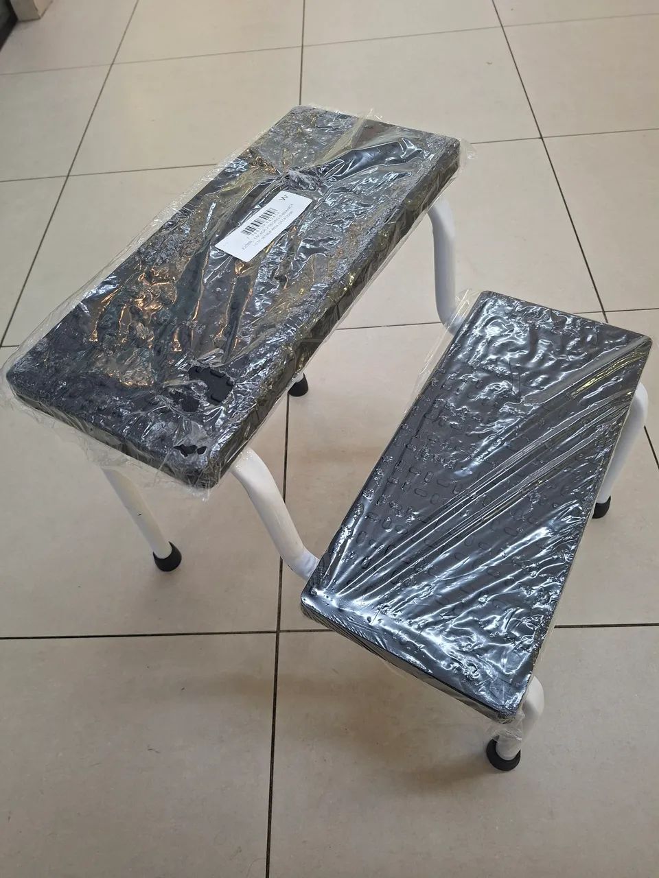 ESCADA  - Foto 4
