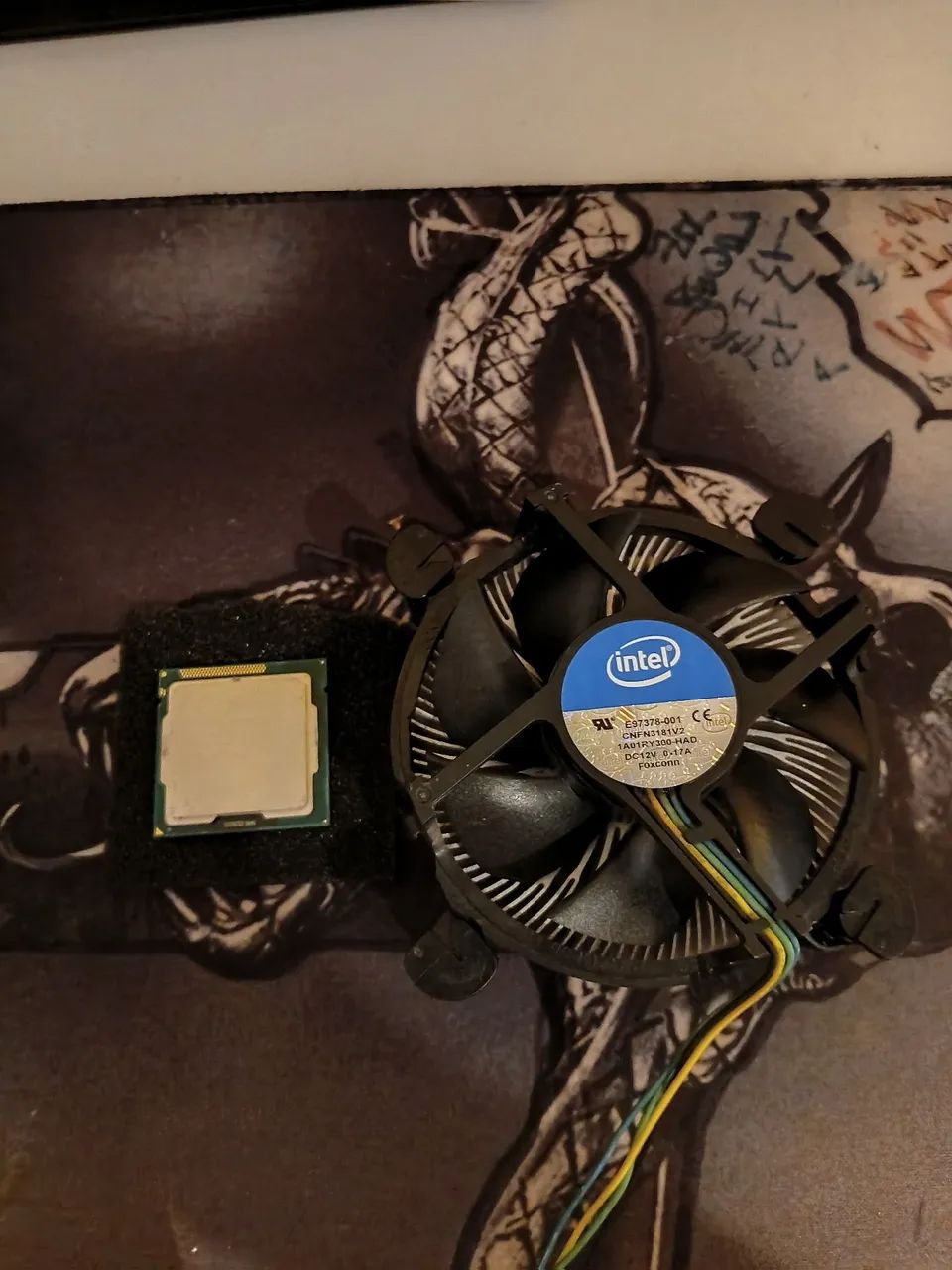 Processador INTEL I7 3770 + COOLER INTEL<br>R$250<br>Aceito propostas.