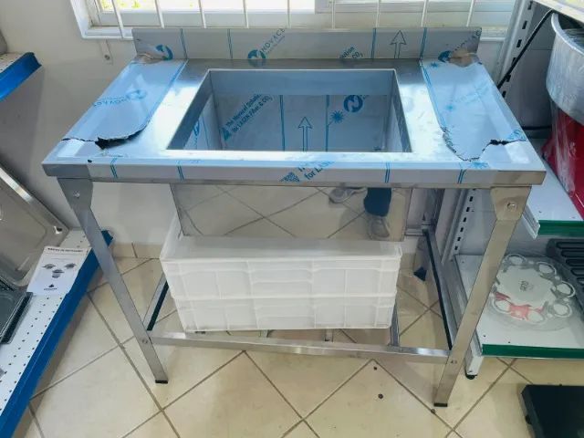 MB MESA COM CUBA DE INOX 93X55 INNAL