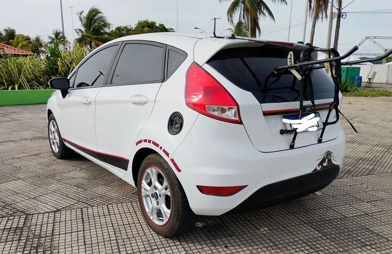 Ford Fiesta 1.5 16V Flex Mec. 5P 2014 - Foto 4