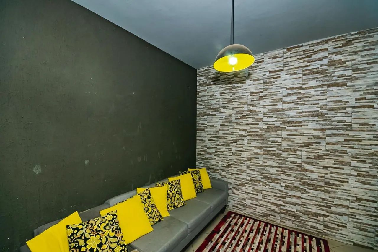 Casa à Venda - Floramar, 4 Quartos, 377 m2