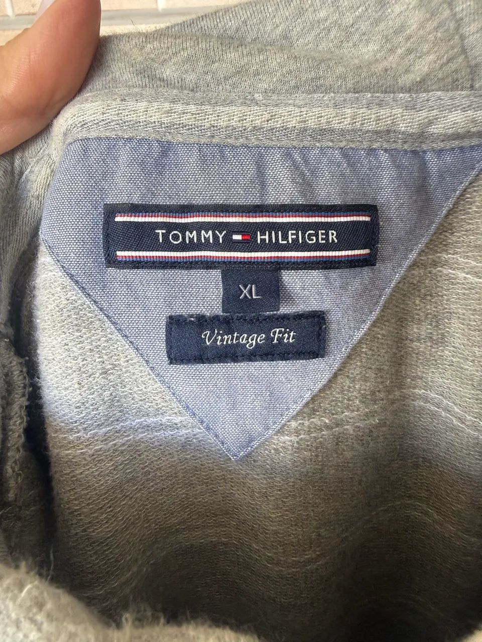 Blusa moletom Tommy Hilfiger com capuz  - Foto 3
