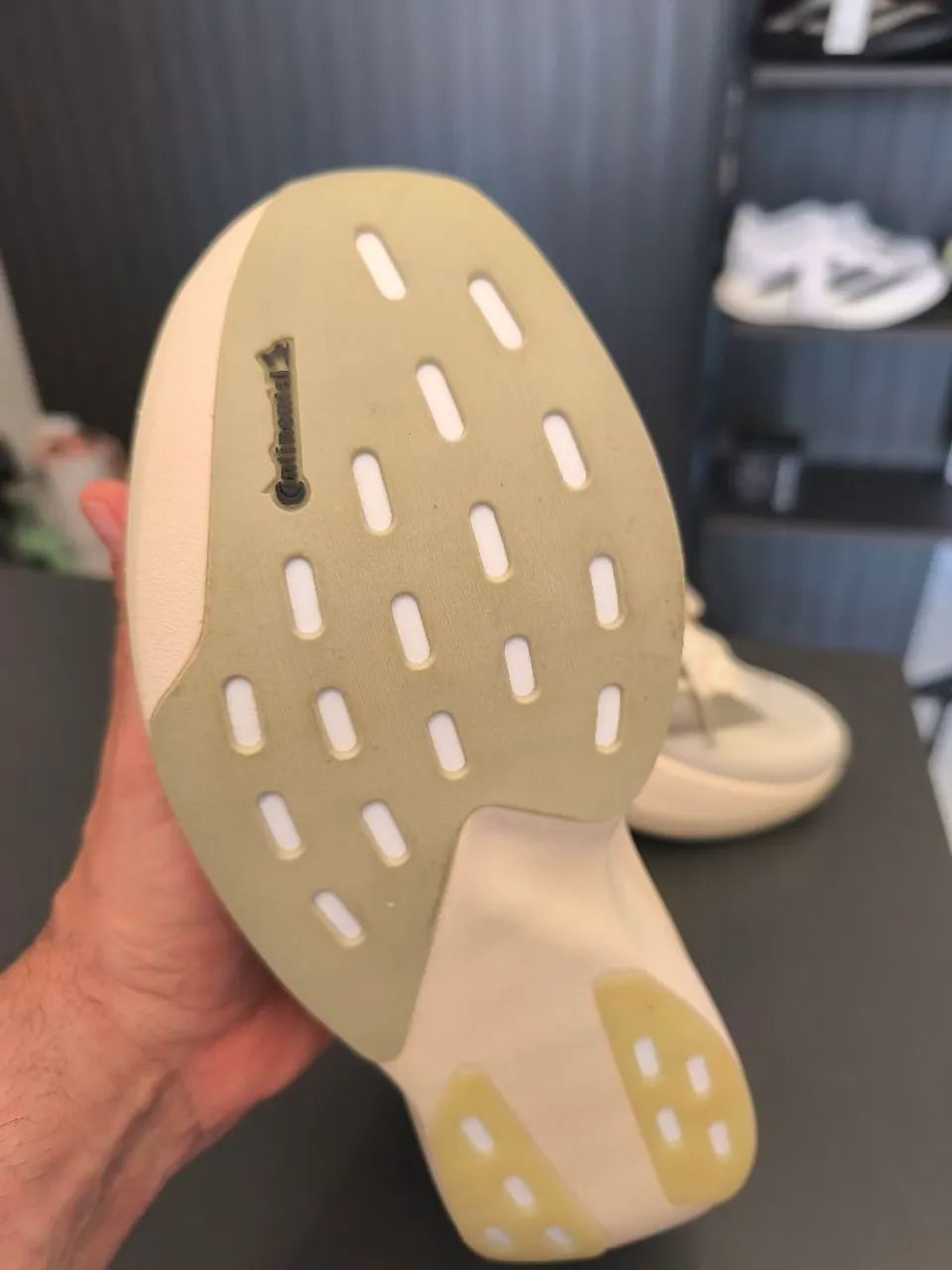 ADIDAS ADIZERO EVO SL  IMPORTADO - Foto 5