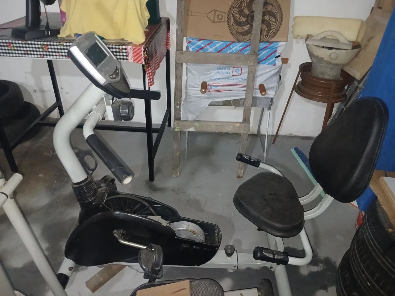 Bicicleta de academia  - Foto 3