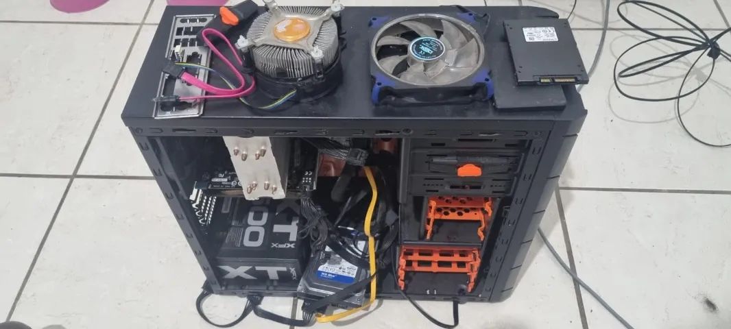 Vendo tudo por 750$ sei que ligar mas estou sem tempo para mexer nele direito