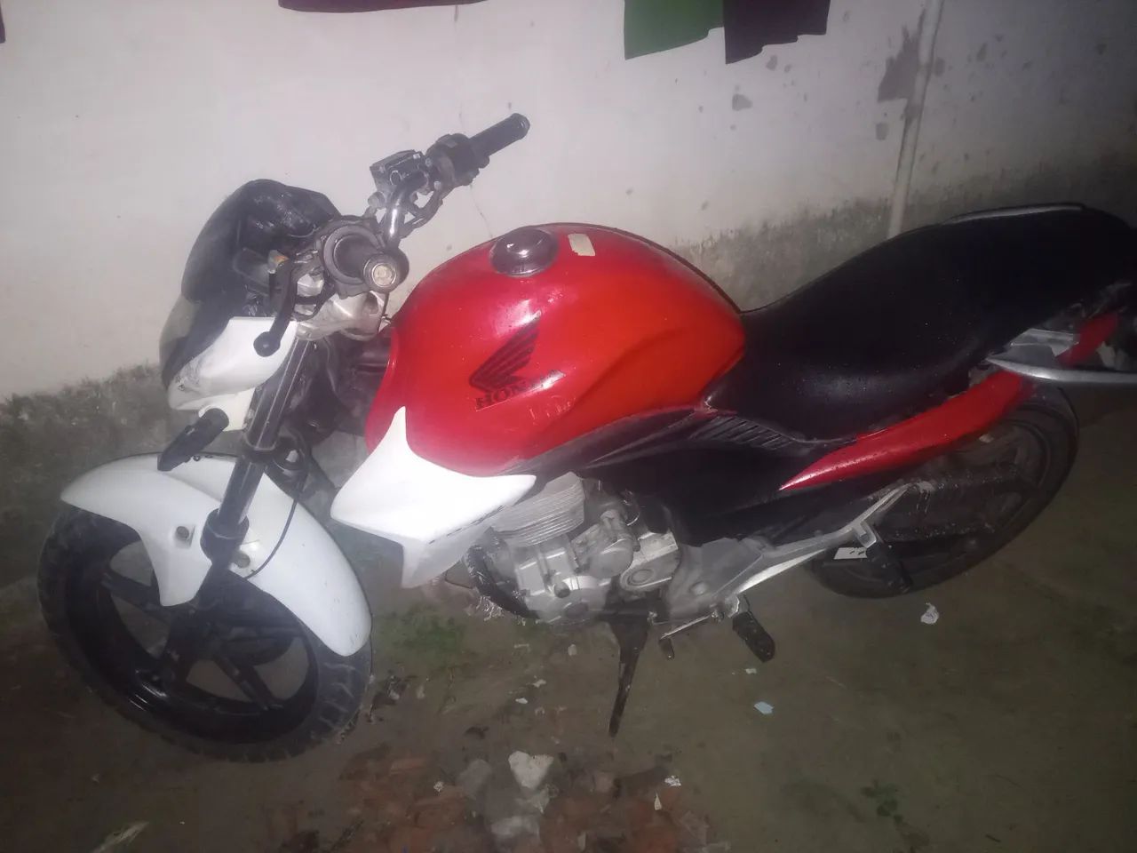 Para vender rápido cb300 vermelh - Foto 2