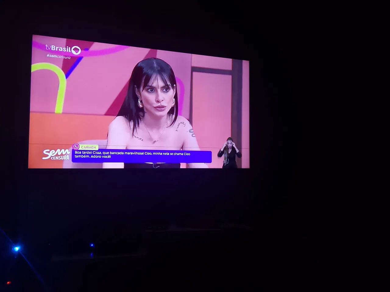 Vende-se uma televisão 40 polegadas smart - Foto 2