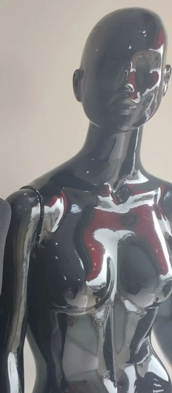 2 manequins de fibra - Foto 3