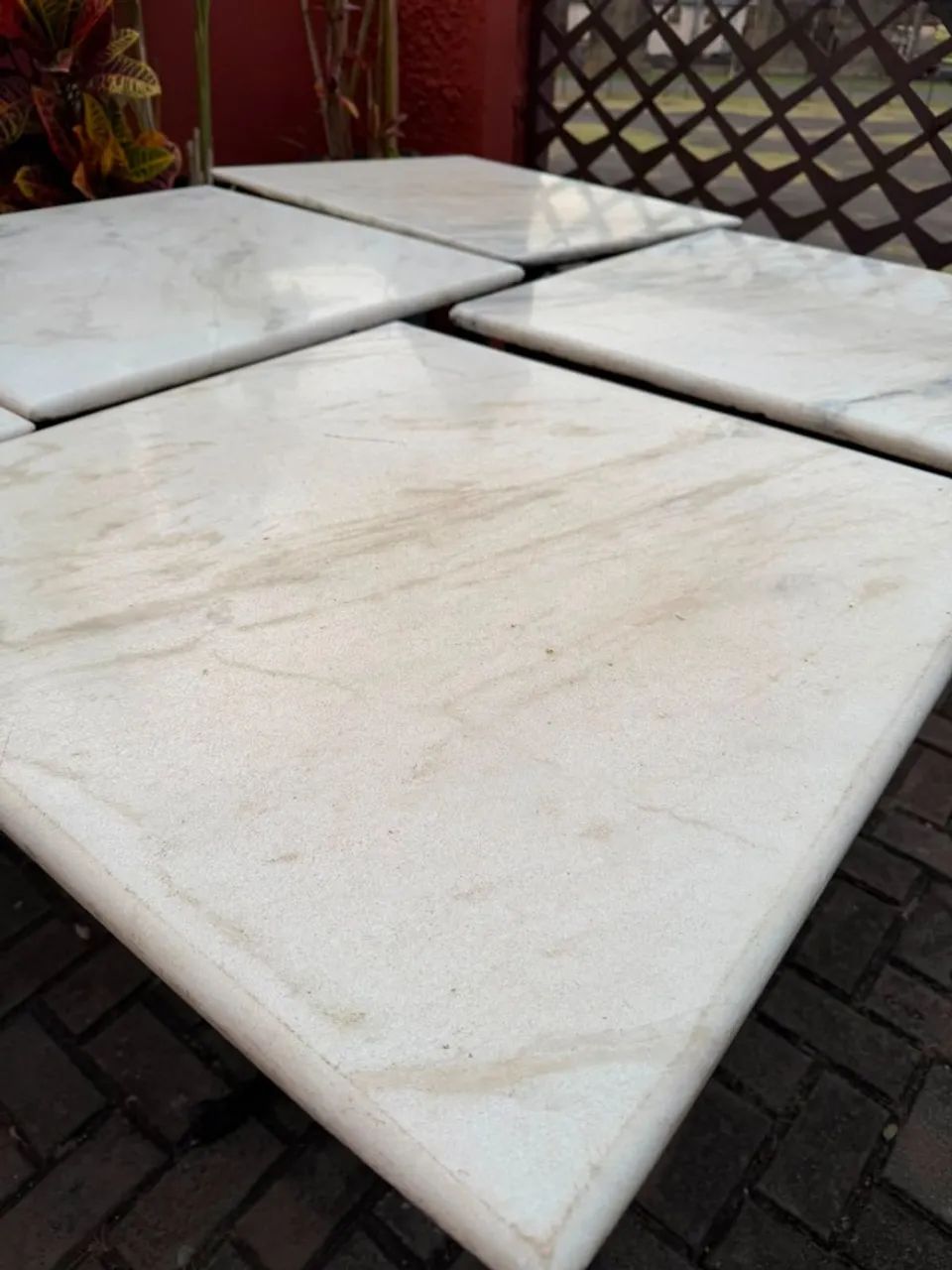 Mesa de Granito Branco e base de ferro - Foto 3
