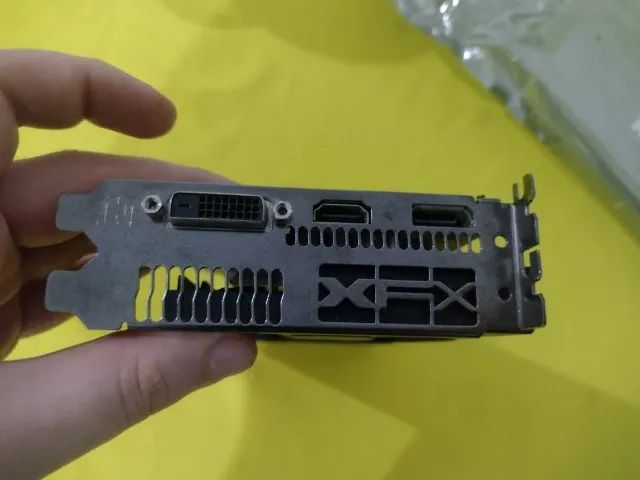 XFX RX 560 4GB Dual Fan - COM DEFEITO (não dá vídeo) - Foto 4