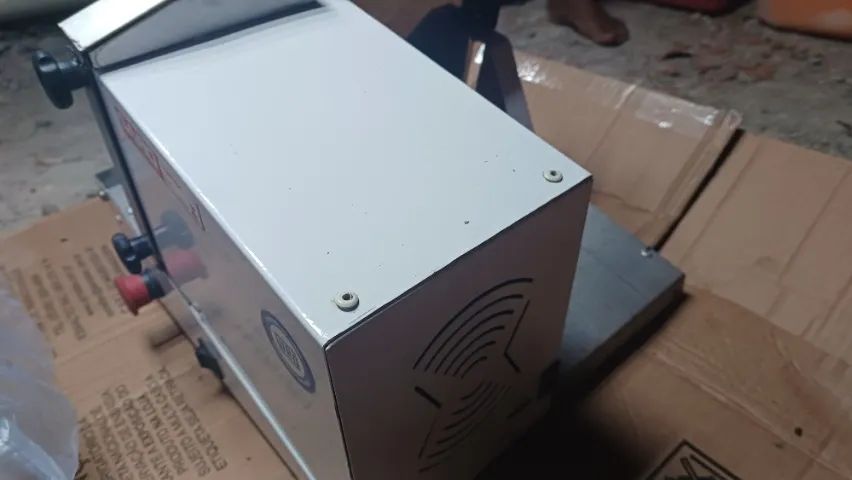 Máquina de fatiar frios