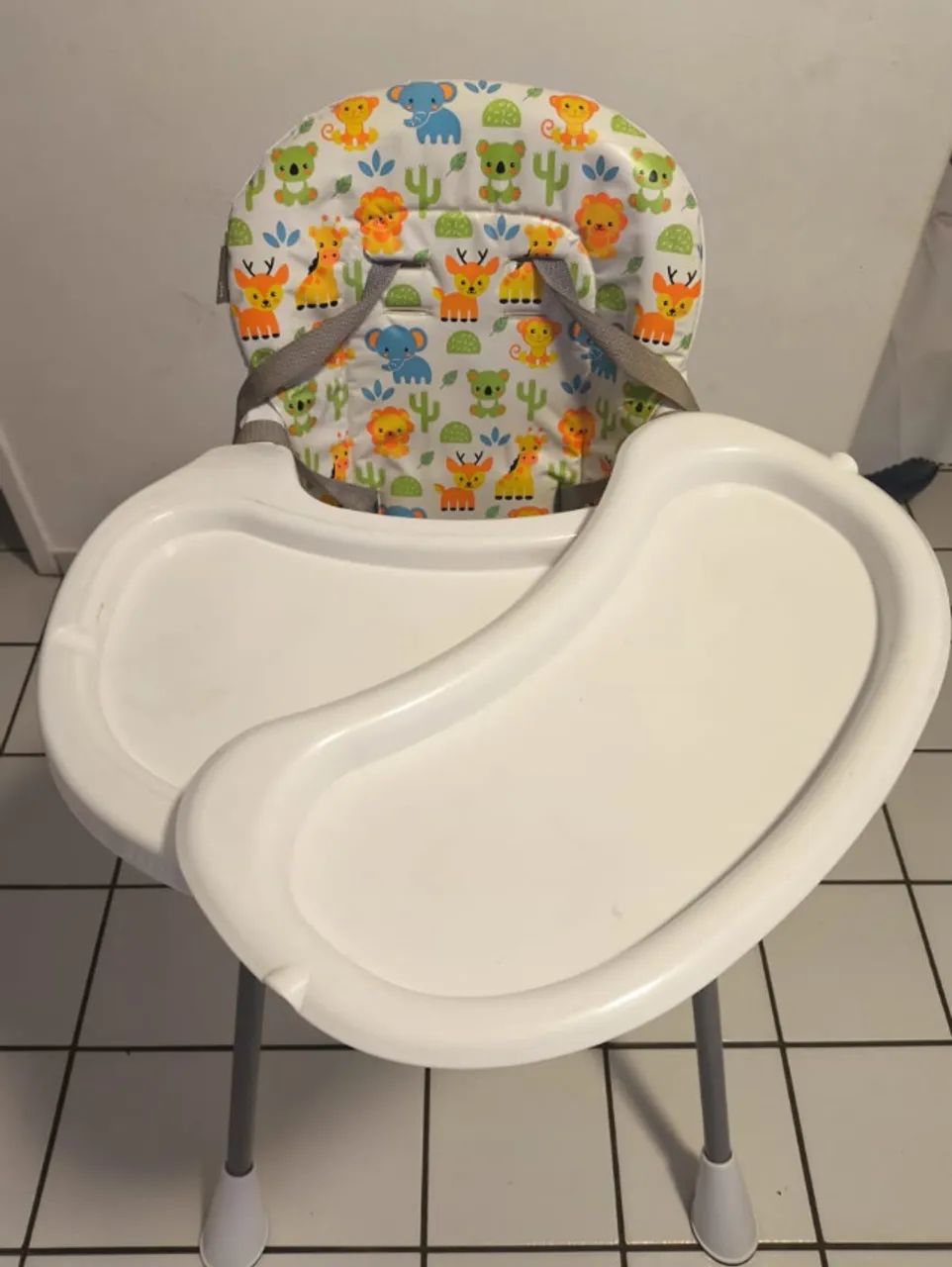 Cadeirinha para refeição com pé elevado - Foto 5