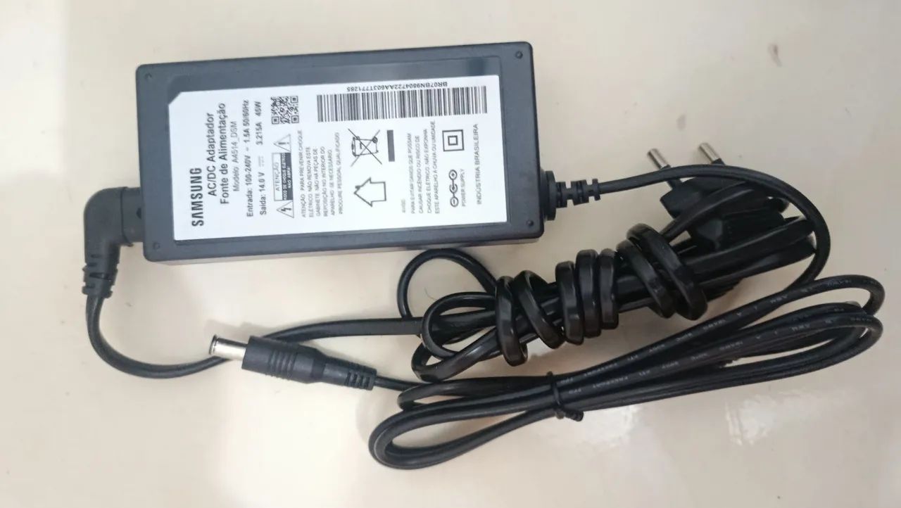 Monitor LED Curvo 24' FULL HD(1920x1080), Taxa 144 Hz - Série CRG50  - Foto 5