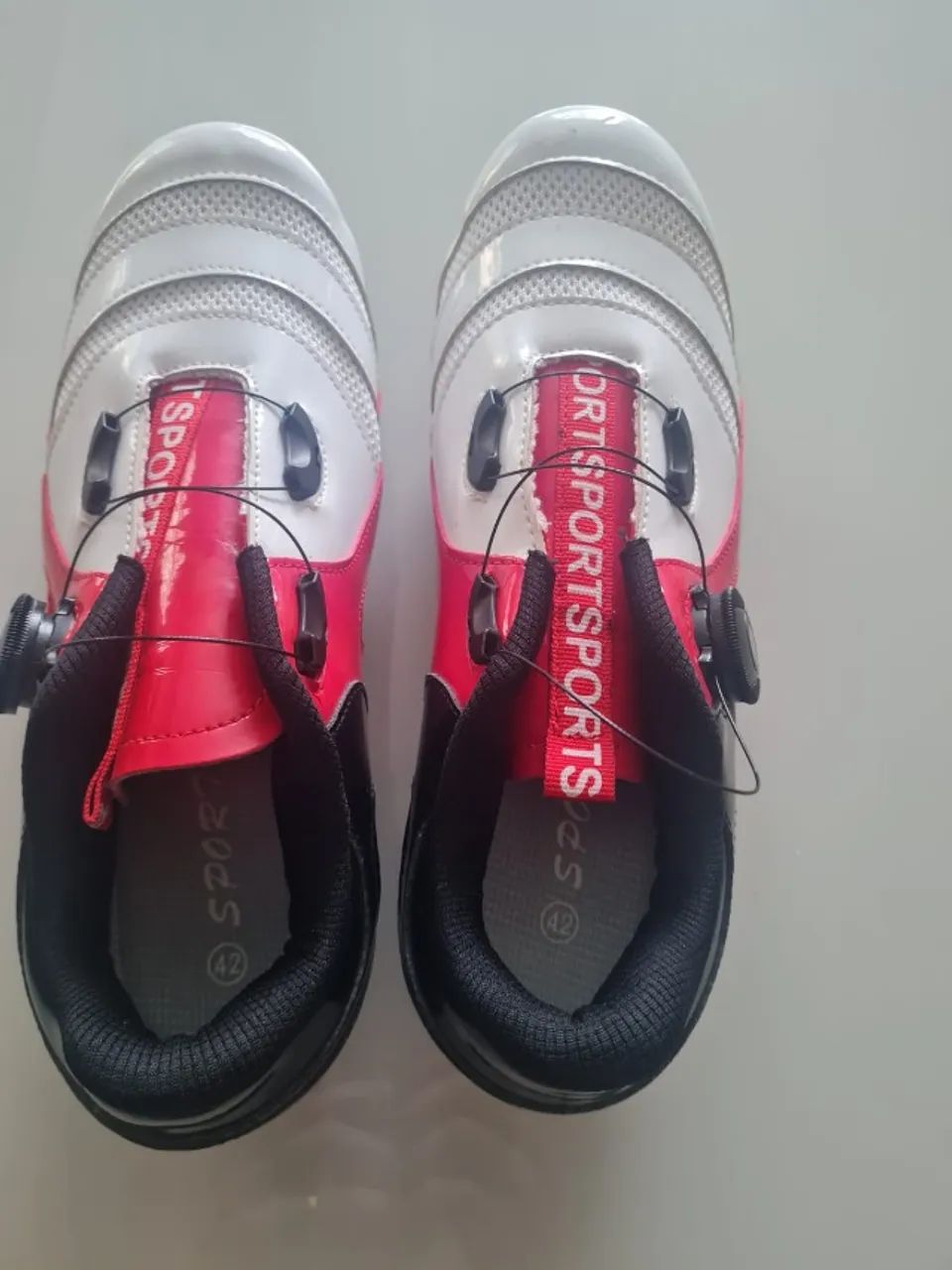 Vendo calçado para ciclismo, nunca usada. marca Sports. - Foto 3