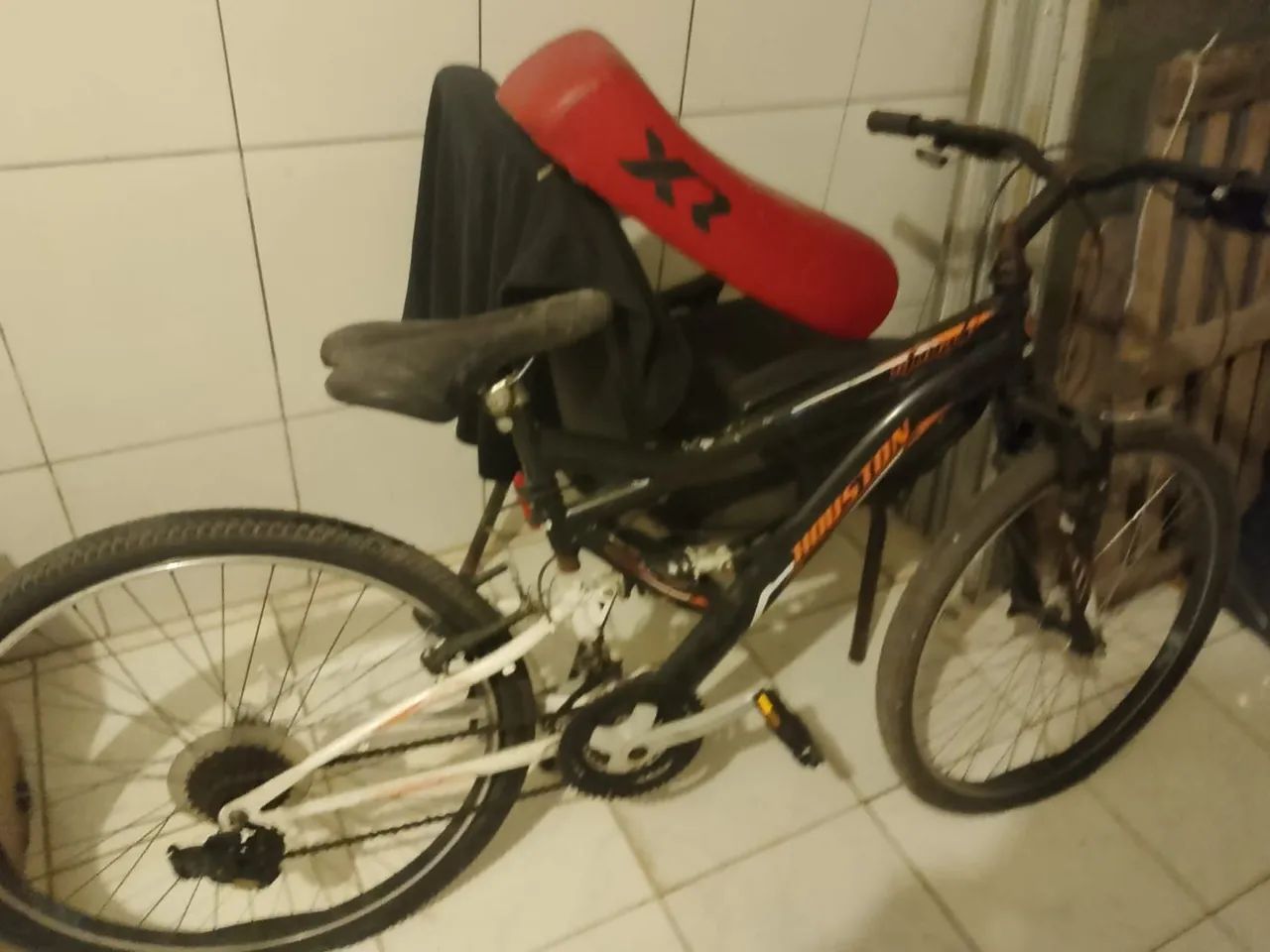 Vendo bicicleta com banco XR - Foto 2