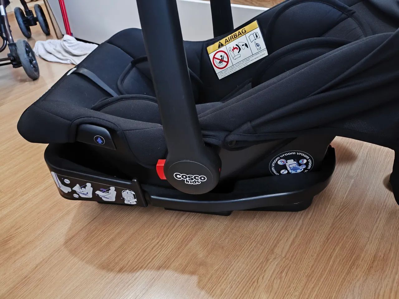 Bebê conforto Cosco kids + Base para carro - Foto 4