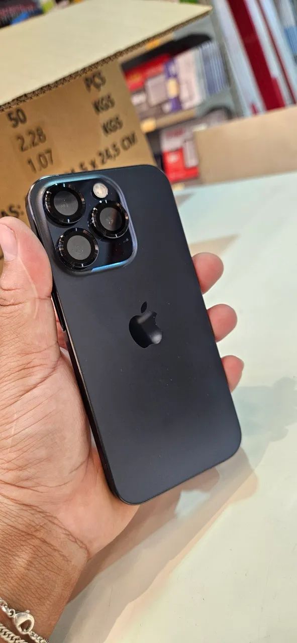 iPhone 15 pro 256gb - Foto 3