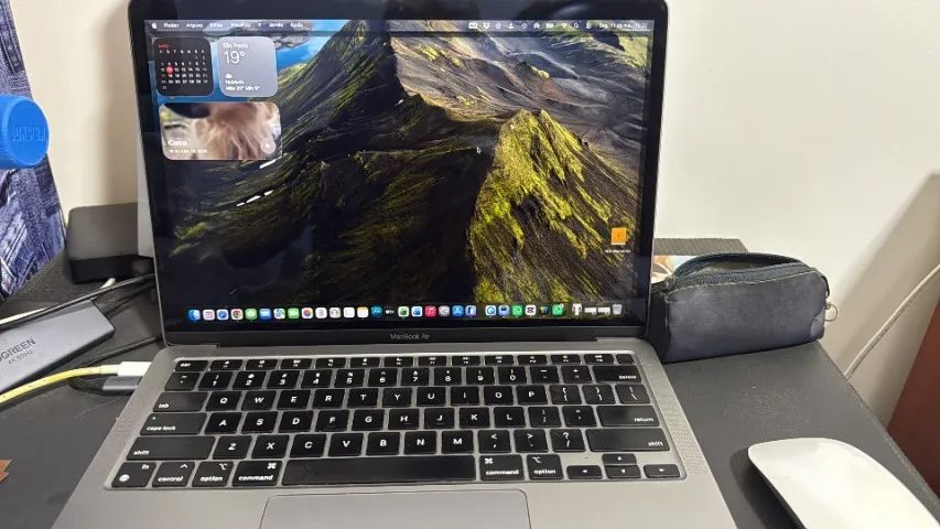 MacBook本体 Apple MacBookAir 2020 M1 8GB 256GB MacBook Air M1 2020 8GB 256GB - Notebooks - Miguel Pereira