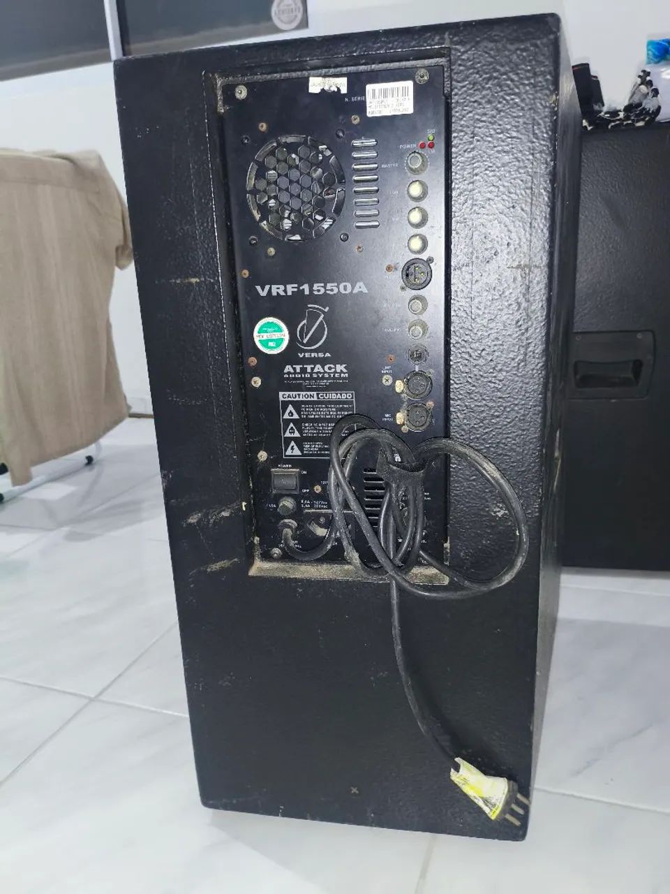 Vende-se caixa de som profissional  - Foto 2