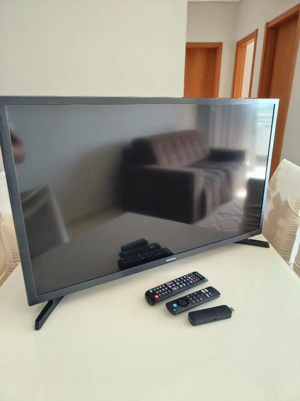 Smart TV 32" Samsung + Fire TV Stick 4k