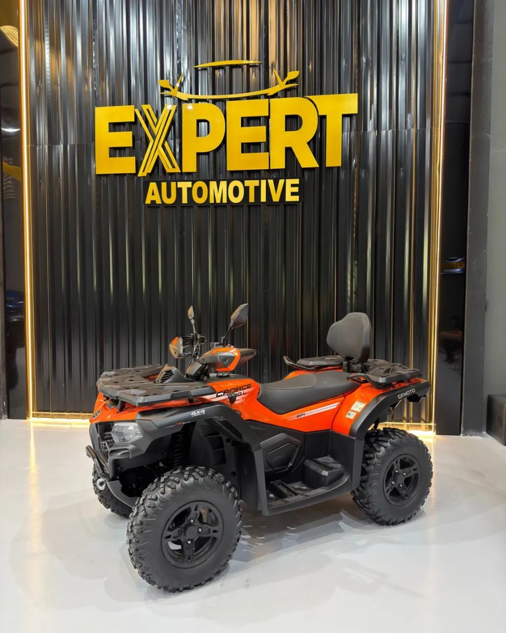 Quadriciclo Cforce 520L 2023