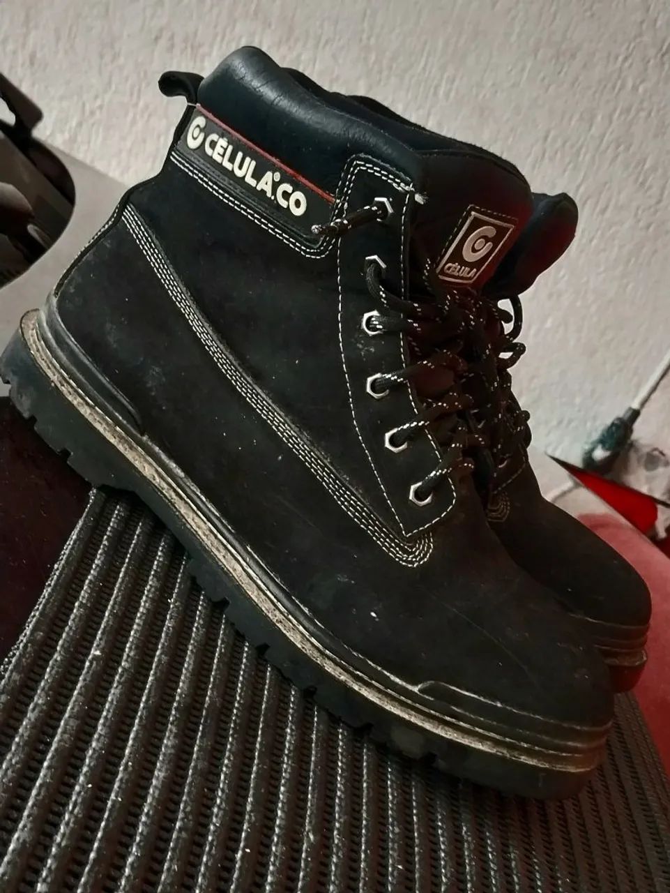Bota Coturno CélulaCo original número 45 - Foto 2