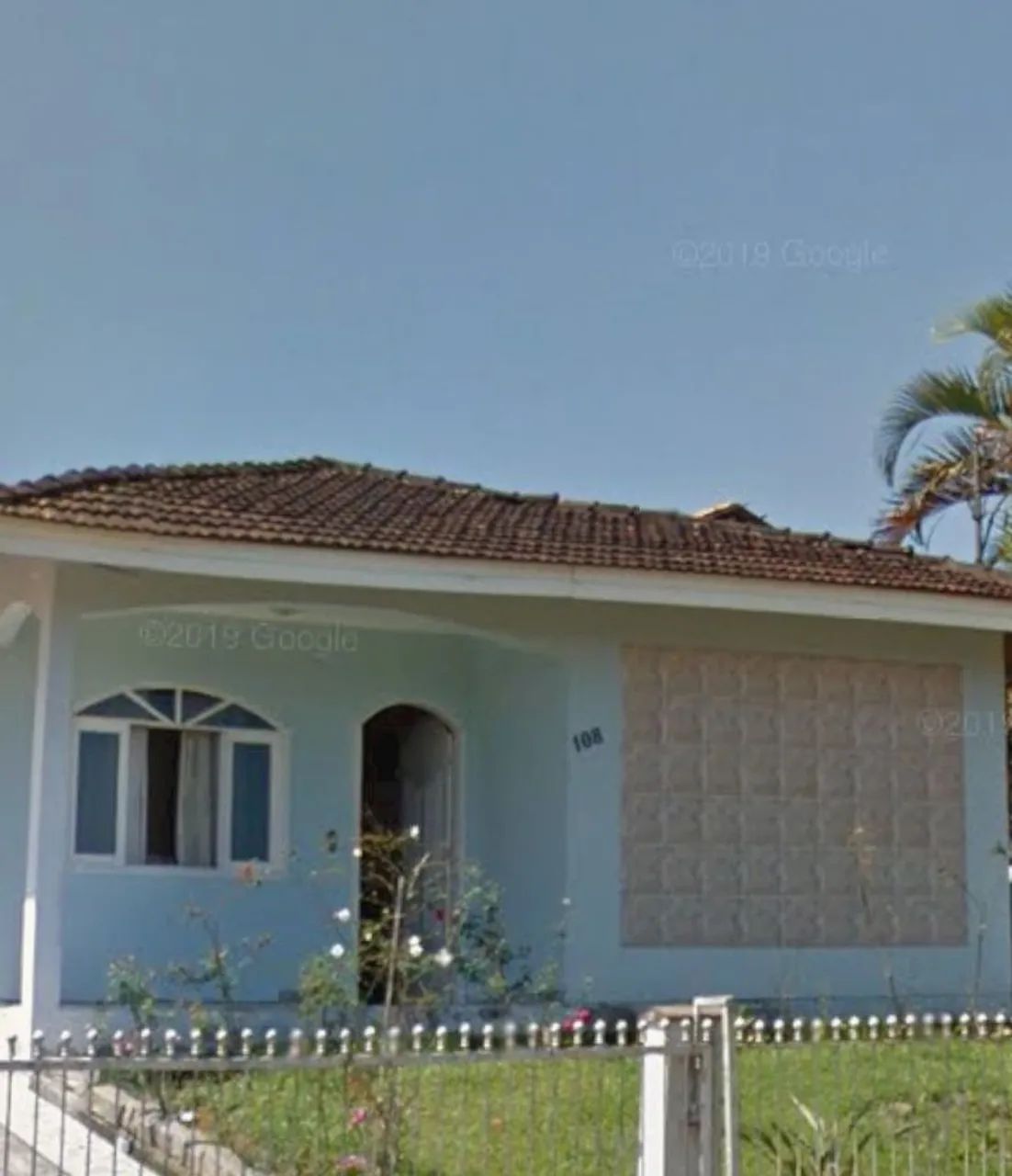 CASA À VENDA OU TROCA 
