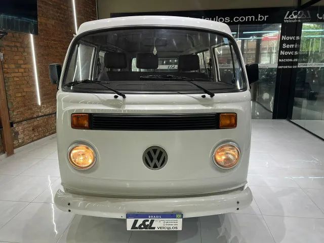 Volkswagen Kombi Standard/ Luxo/ Série Prata, foto 2 de 16
