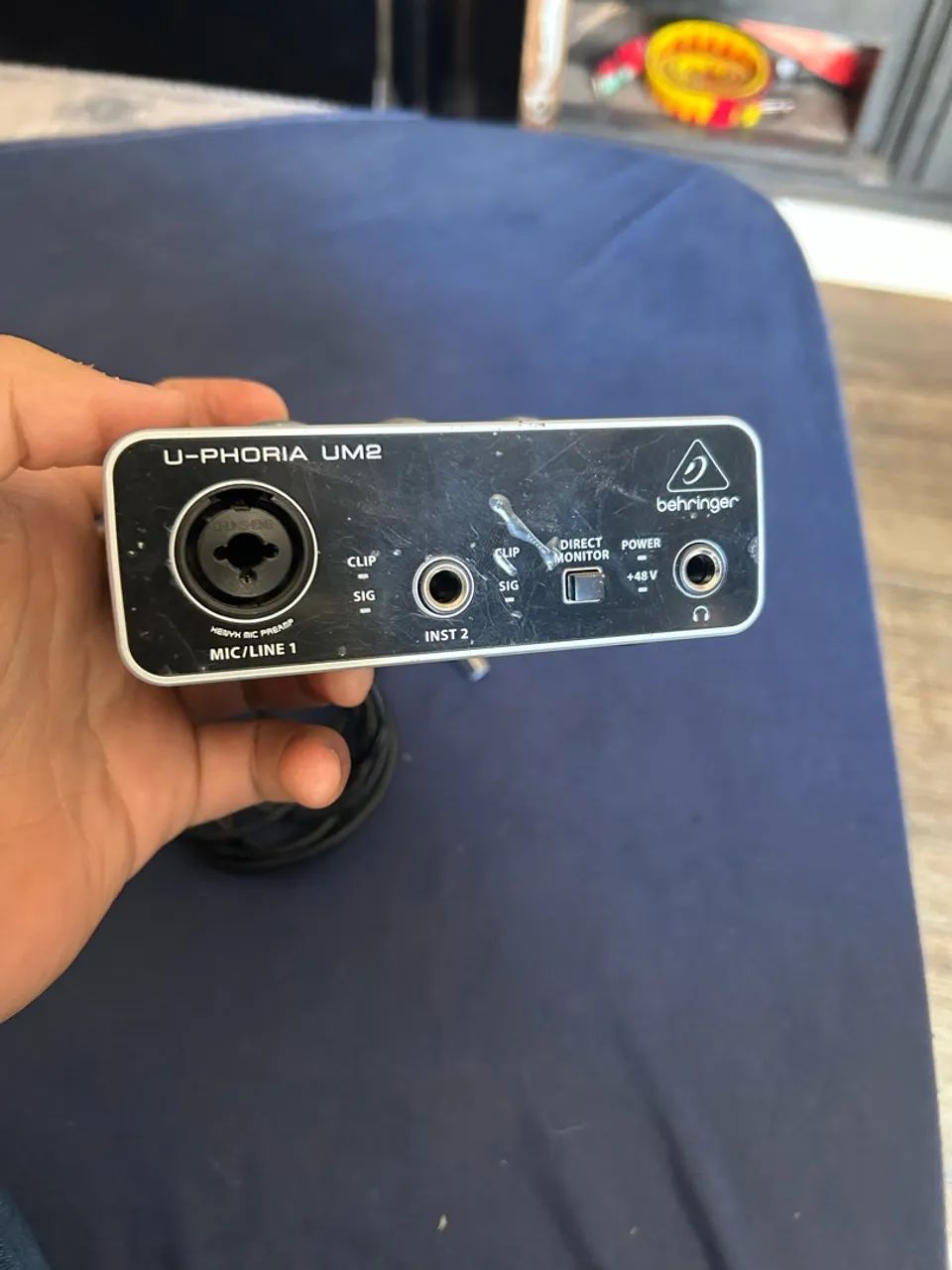 Interface de Áudio Behringer U-Phoria UM2 - Foto 2