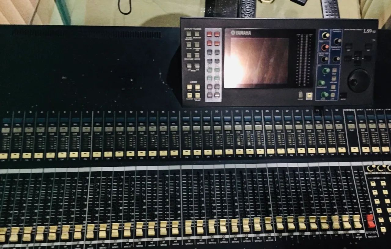 MESA DE SOM YAMAHA LS9/32 COM CASE - Foto 4