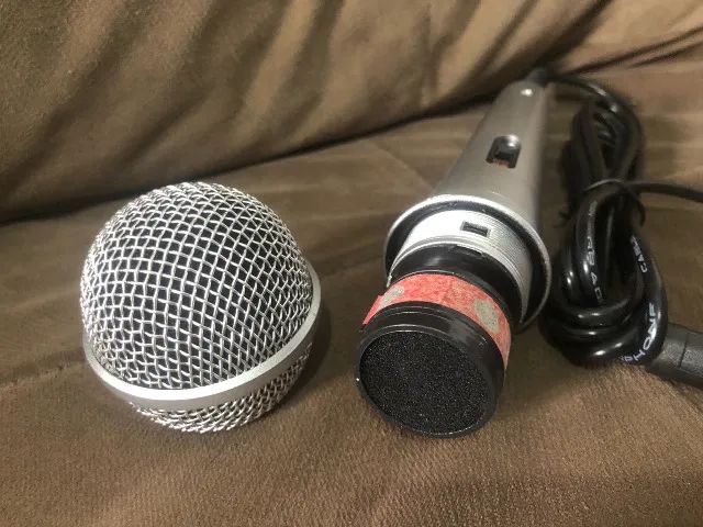 Microfone para videoke com Cabo e adaptador P2 - Foto 3