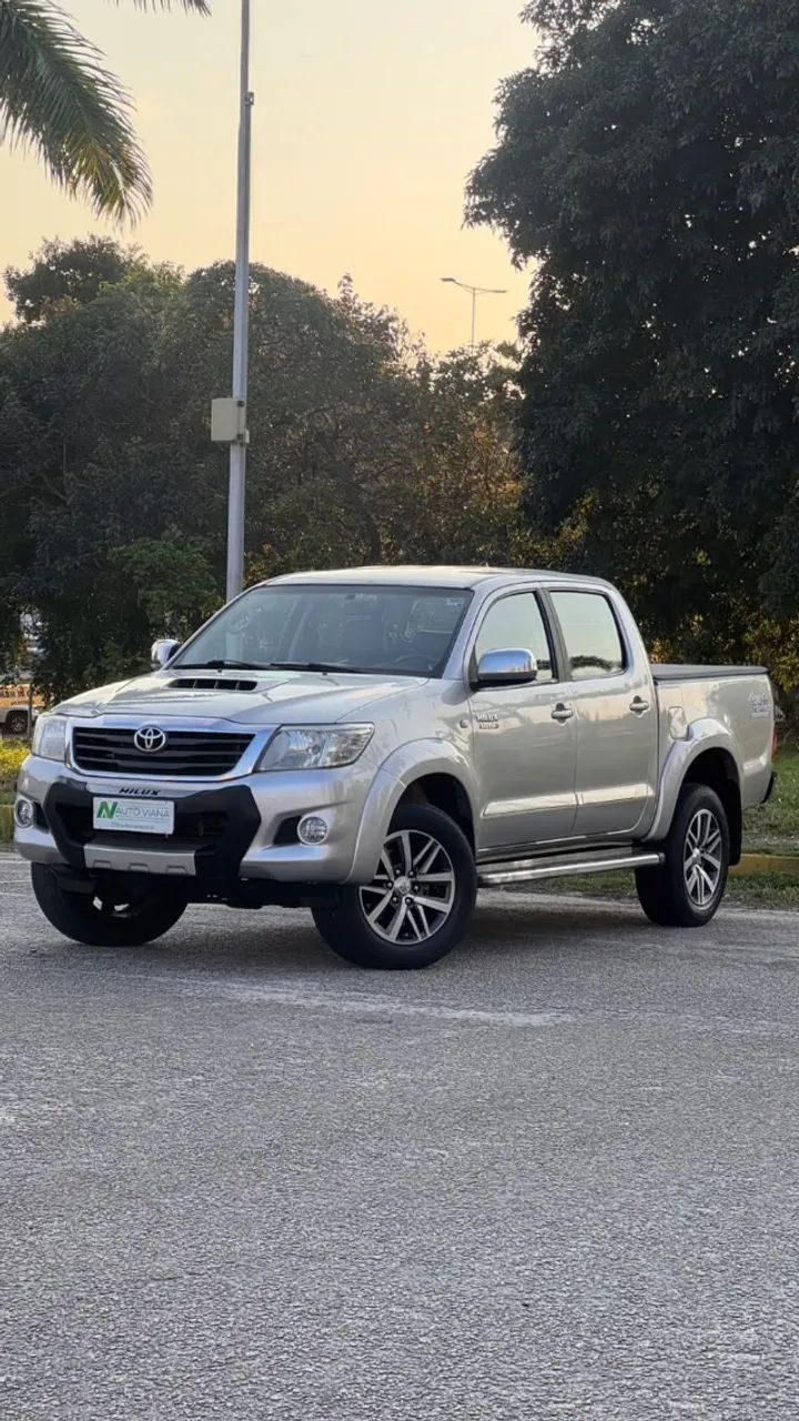 Toyota Hilux Hilux CD D4-D 4x4 3.0 TDI Dies. Mec. 2014
