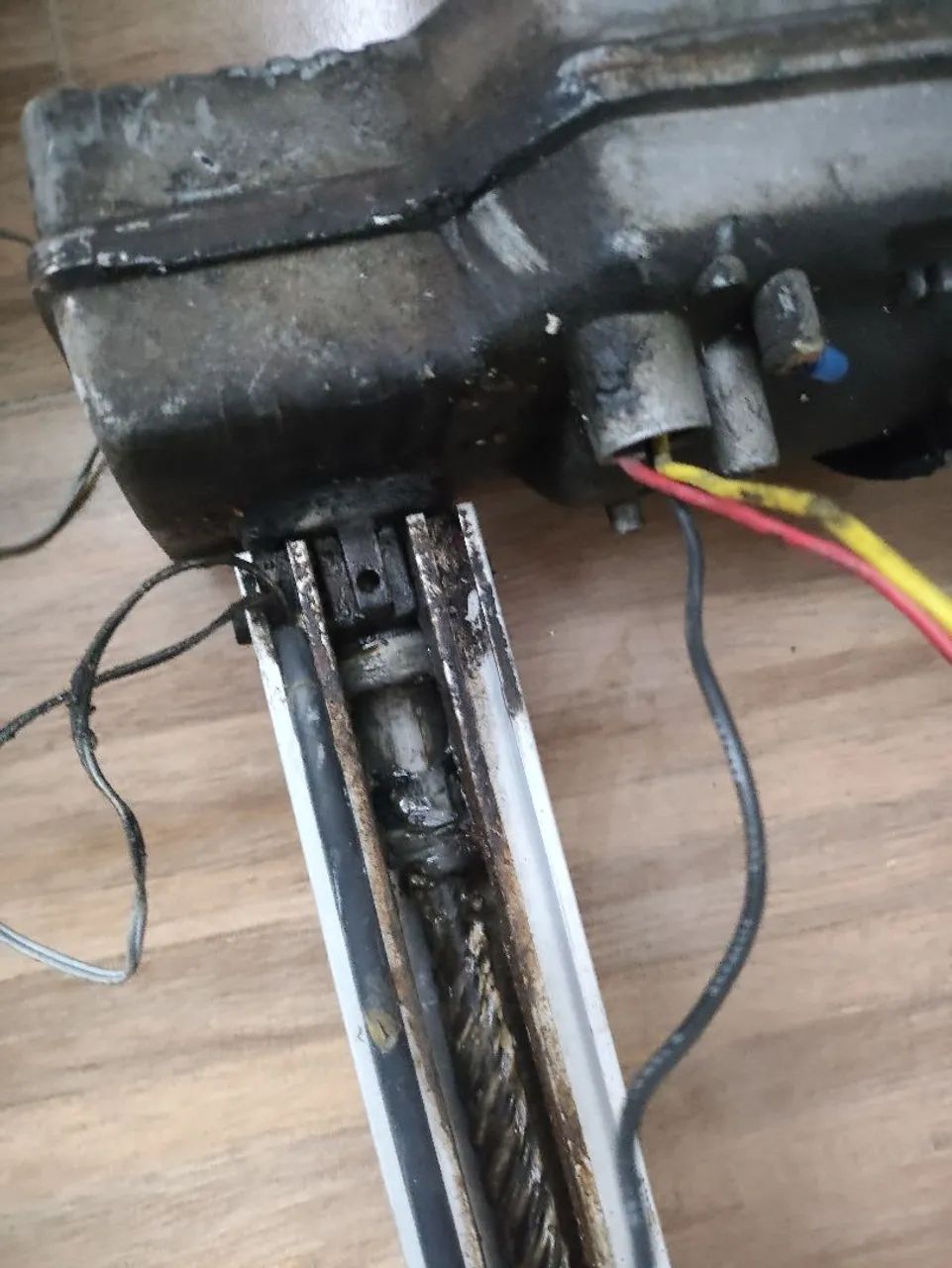 Motor de portão basculante com o braço  - Foto 3