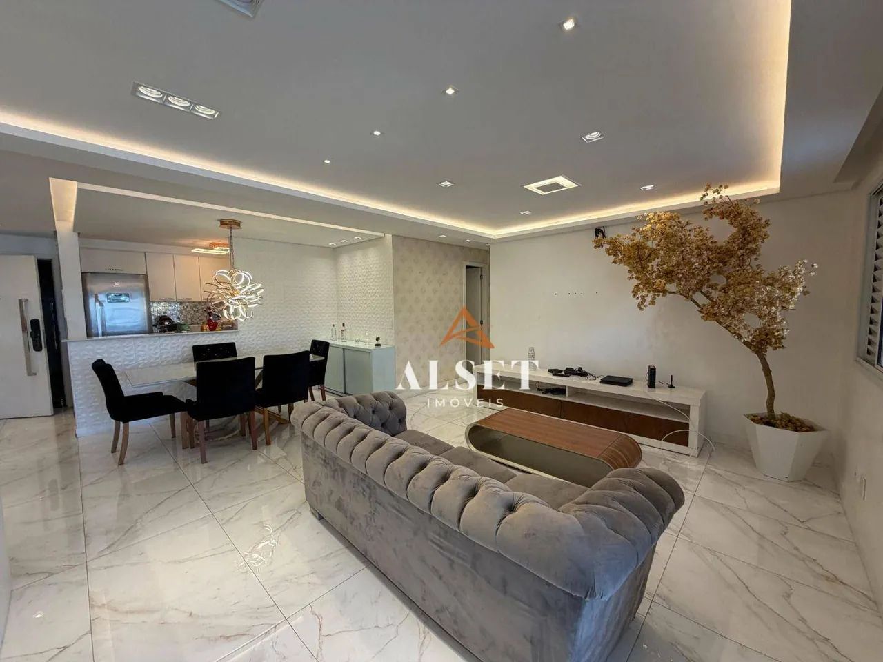 Apartamento com 2 dormitórios e varanda gourmet - Foto 2