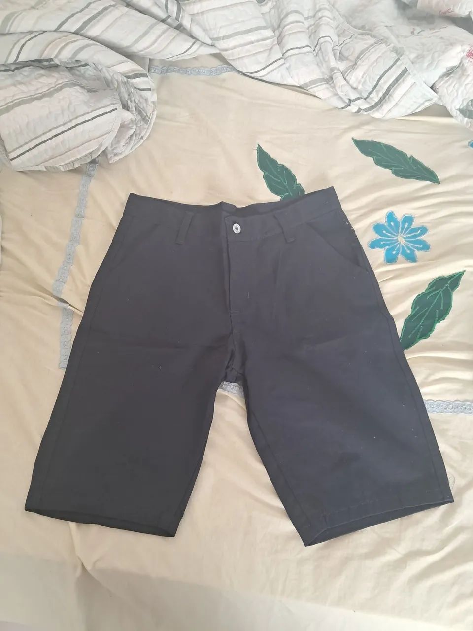 Bermudas numeração 42 - Foto 3