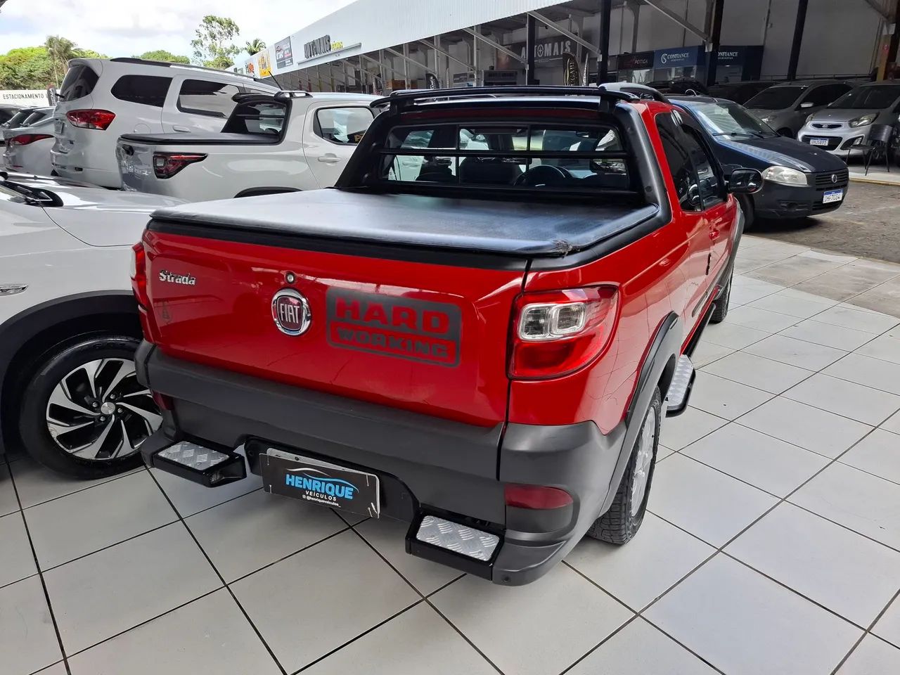Fiat Strada Working Hard 1.4 Fire Flex 8V CD 2018 - Foto 4