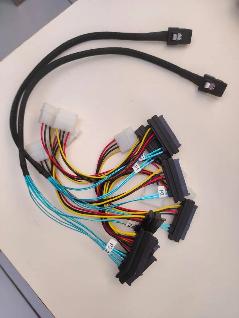 Controladora de Discos Raid Dell Perc h700 + cabos  - Foto 5